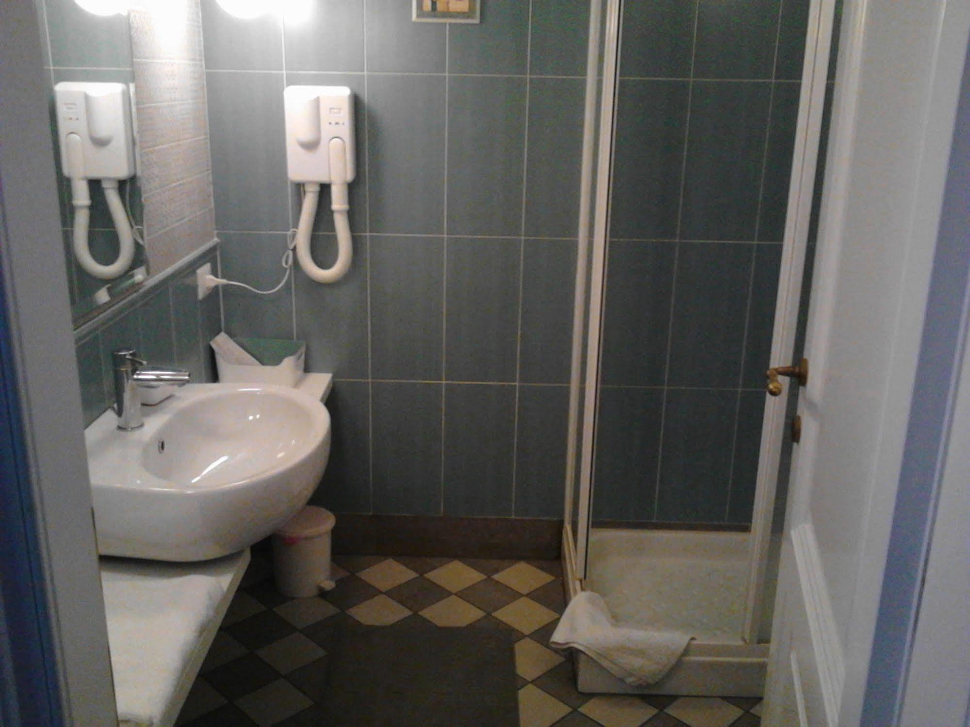 Le Stanze Di Pietro Bed and Breakfast Rome Buitenkant foto